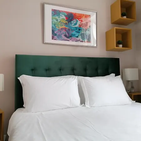 Temple בית הארחה